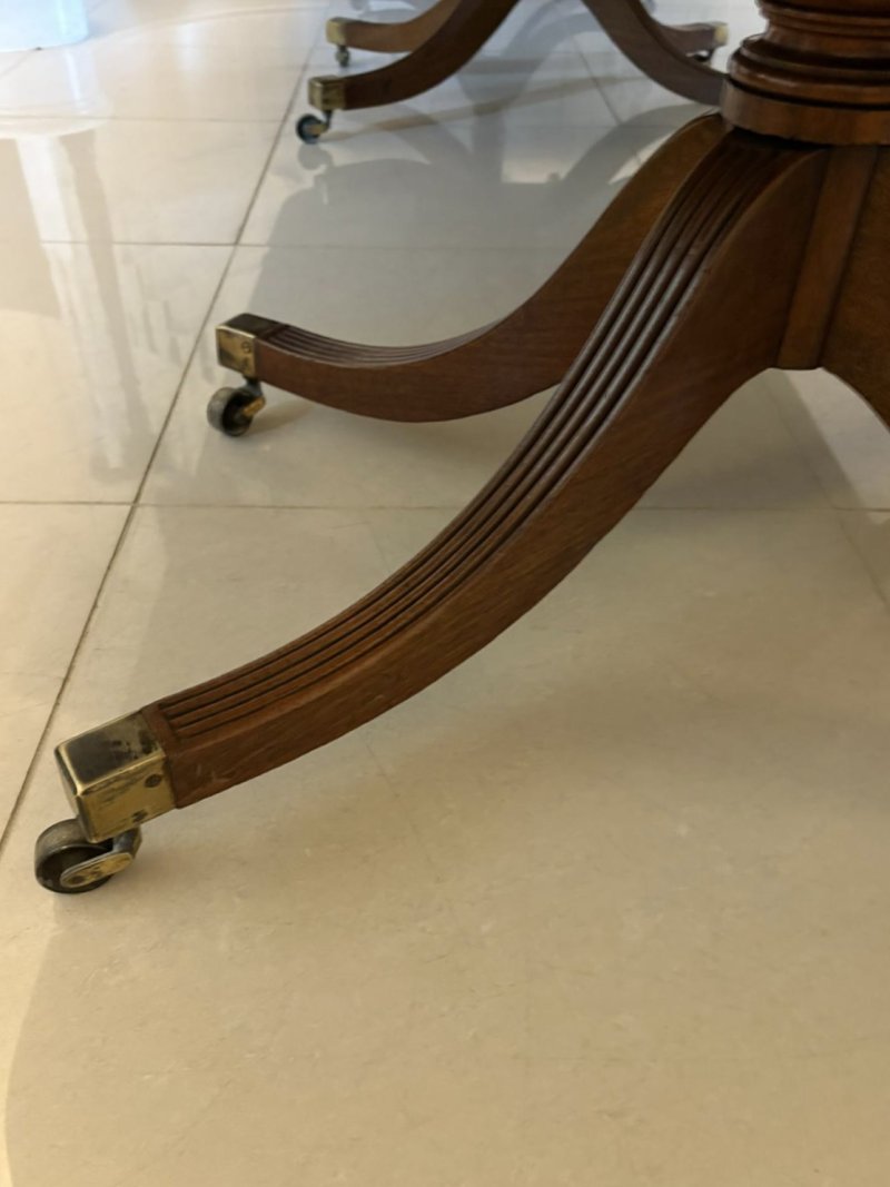 Outstanding Quality Antique Regency 16/18 Seater Figured Mahogany 3 Pilar Dining Table - Image 8